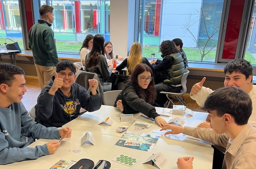 Students from the Atert-Lycée Redange in Luxembourg discuss migration and integration challenges